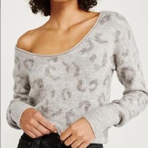 Abercrombie & Fitch Leopard Sweater